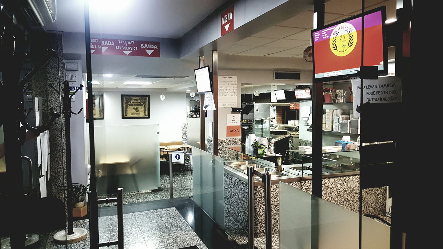 Website do Restaurante Cova Tropical